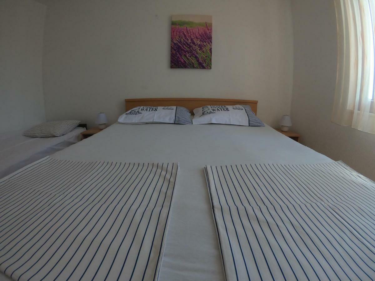 Apartments Delibasic โรกอซนิซา ภายนอก รูปภาพ