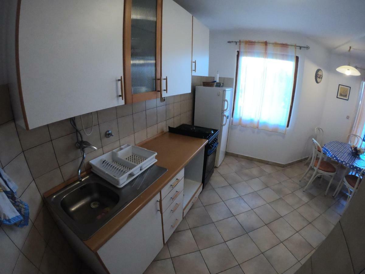 Apartments Delibasic โรกอซนิซา ภายนอก รูปภาพ