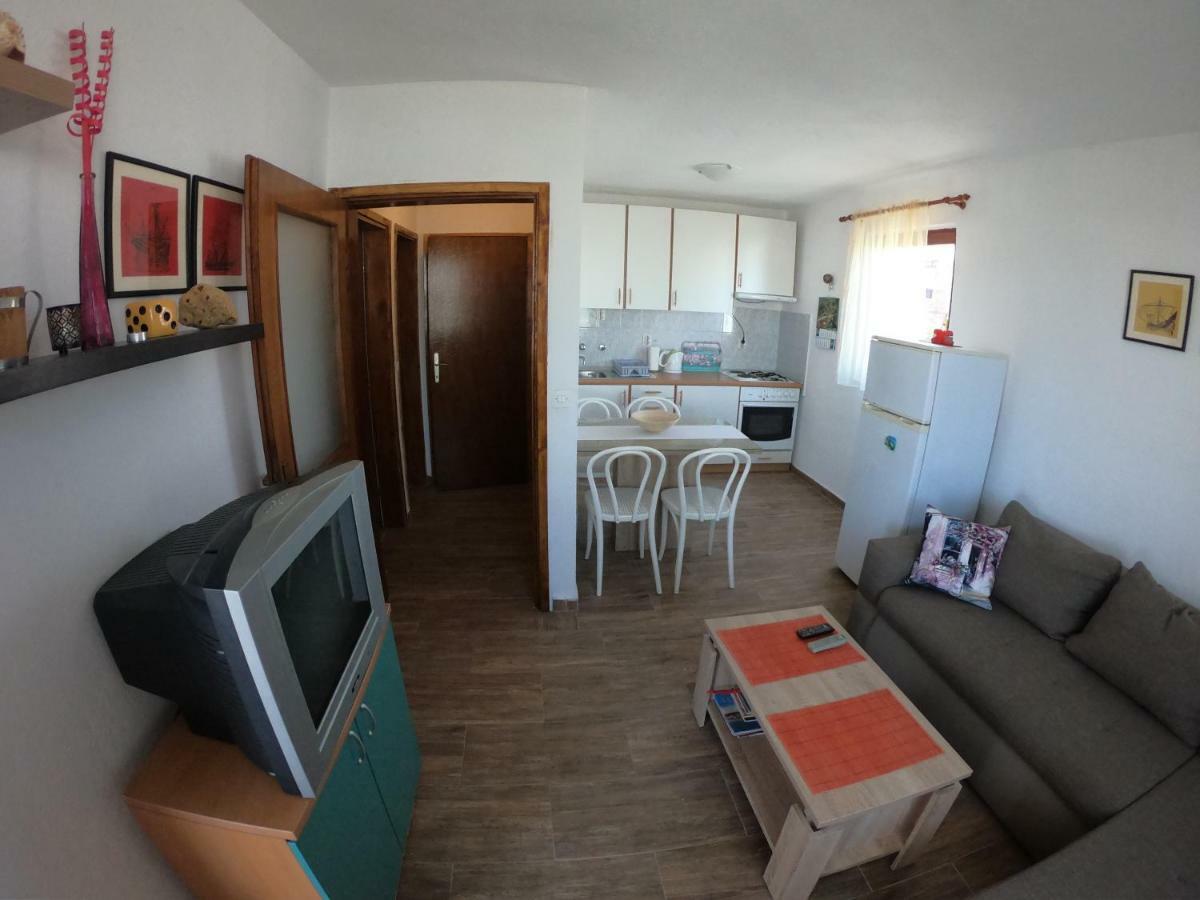 Apartments Delibasic โรกอซนิซา ภายนอก รูปภาพ