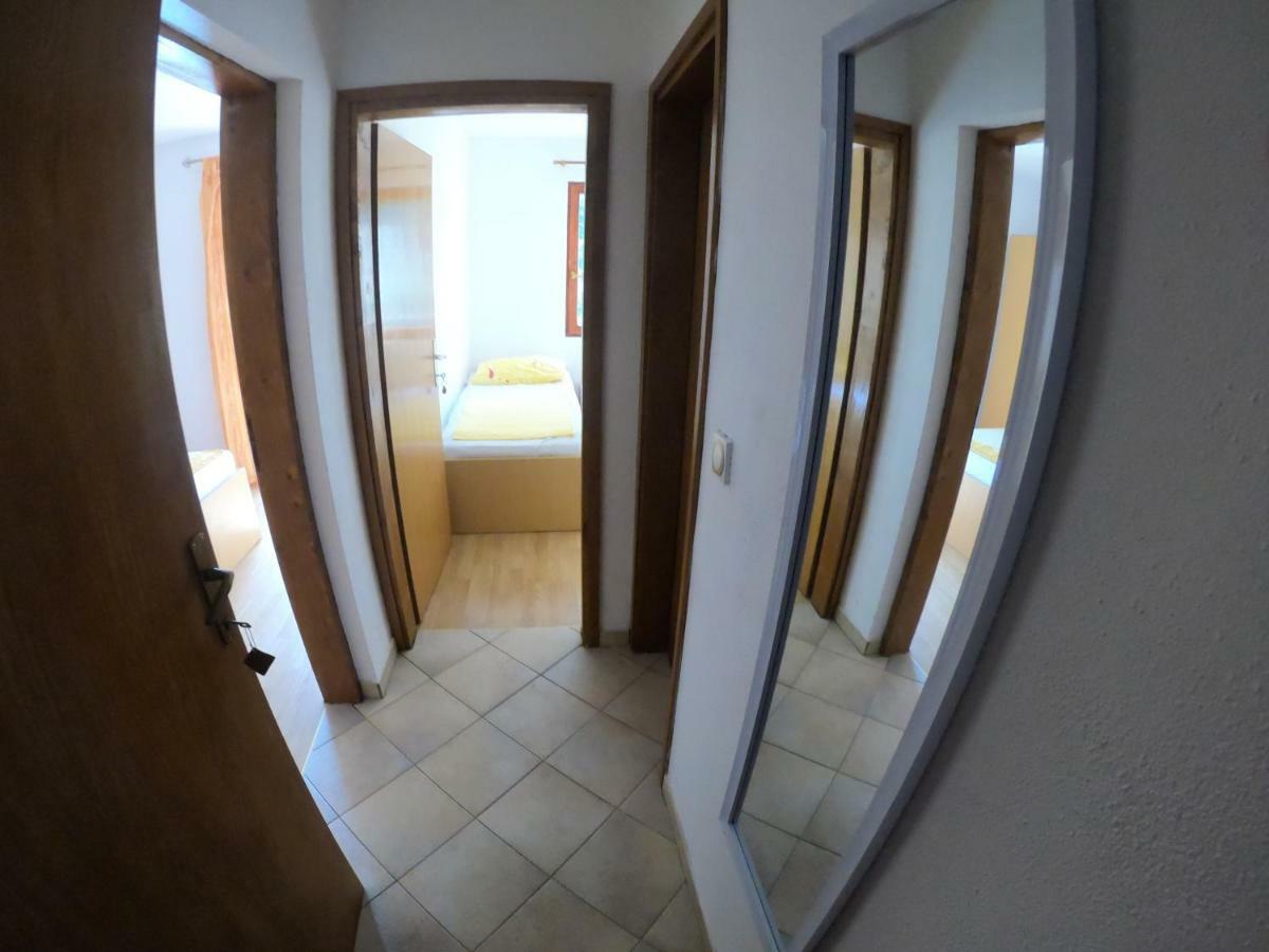 Apartments Delibasic โรกอซนิซา ภายนอก รูปภาพ