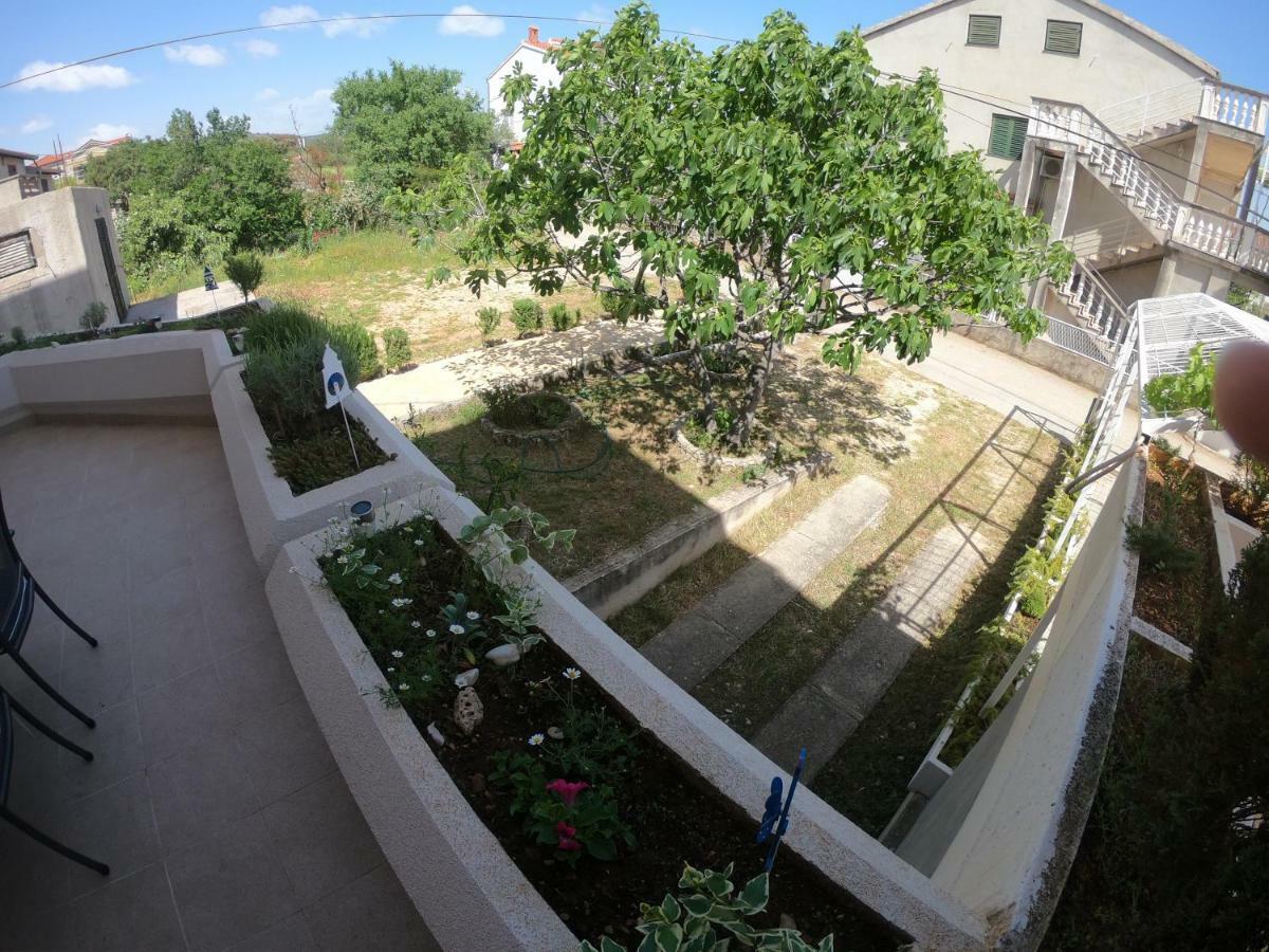 Apartments Delibasic โรกอซนิซา ภายนอก รูปภาพ